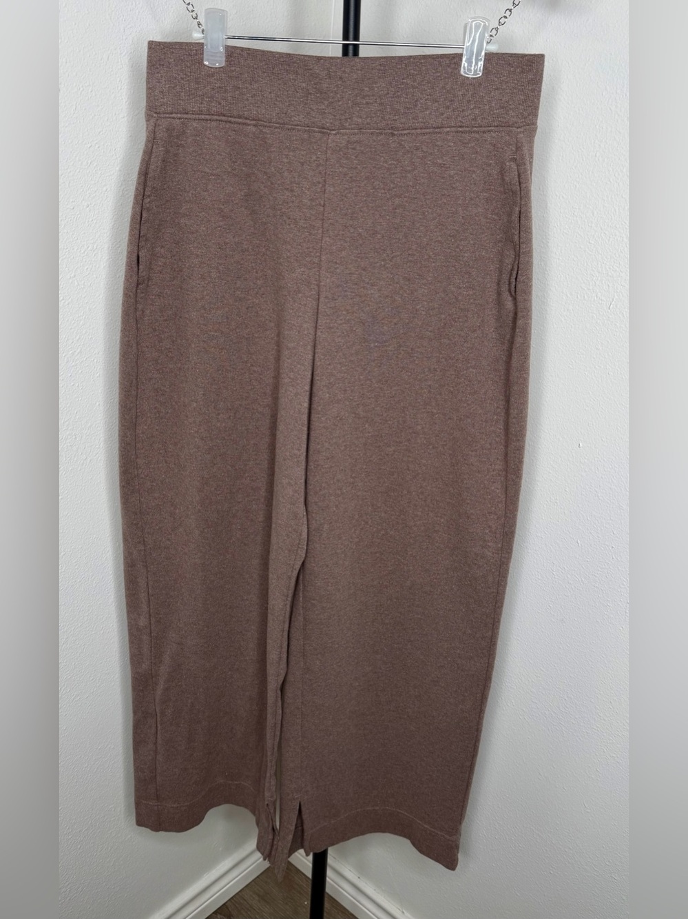 Pact Organic 100% Cotton Airplane Wide Leg Pant Deep Taupe Heather Size Medium